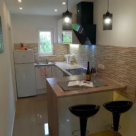 Modern With Seaview Apartamento Supetarska Draga