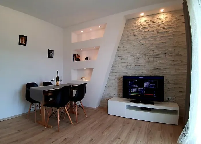 Apartament Modern With Seaview *