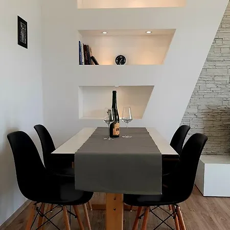 Modern With Seaview * 苏佩塔斯卡德拉加