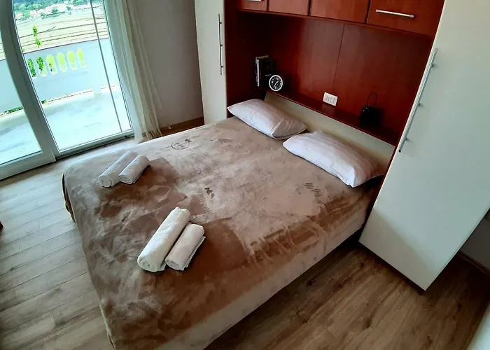 Modern With Seaview Apartament